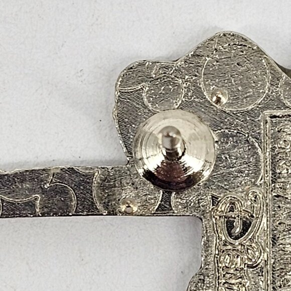 DISNEY Pin Trading ~ Disneyland Hong Kong ~ Safety Pin ~ Piglet ~ 2015 - Picture 9 of 10